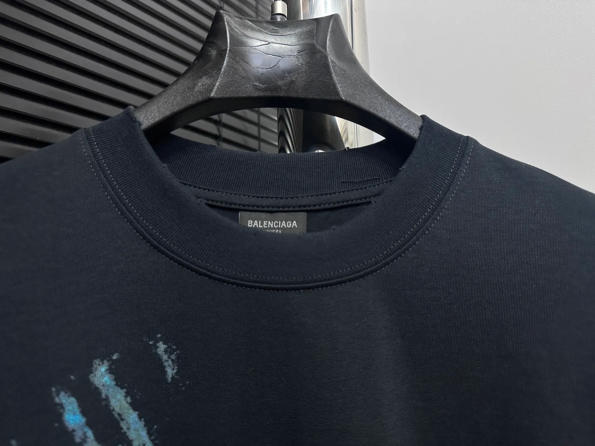 【balenciaga】 260 ; 320 1*1 ， ， 4 、 。 ， ; 。 Same Style。 ：Black，Green Size：XS-L